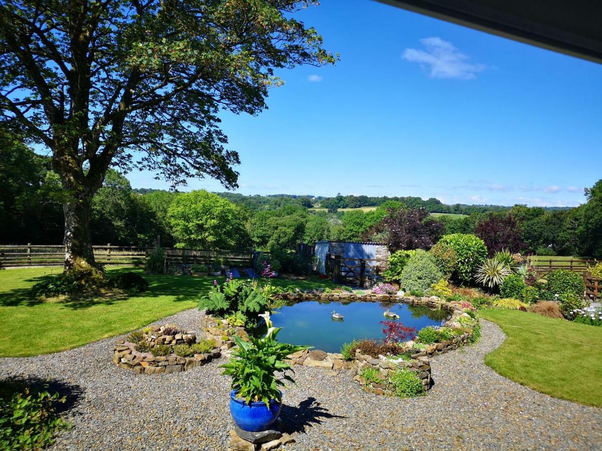 Sunset Hideaway Villa Narberth Buitenkant foto